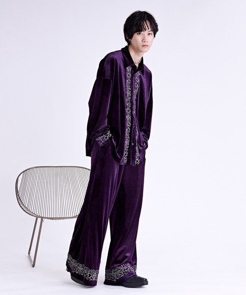 Ellno Loset(エルノロゼット)の「ベロア刺繍フレアパンツ(スラックス・メンズ・ブラック/パープル・X-SMALL/SMALL/MEDIUM/LARGE)」の13枚目の写真
