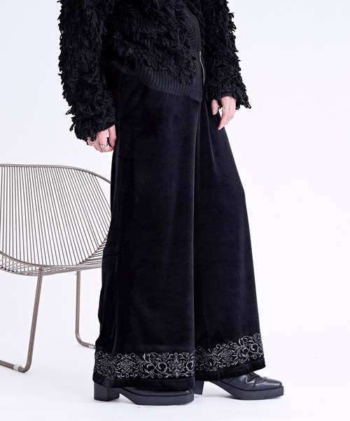 ベロア刺繍フレアパンツ/SETUP対応（スラックス）｜Ellno Loset