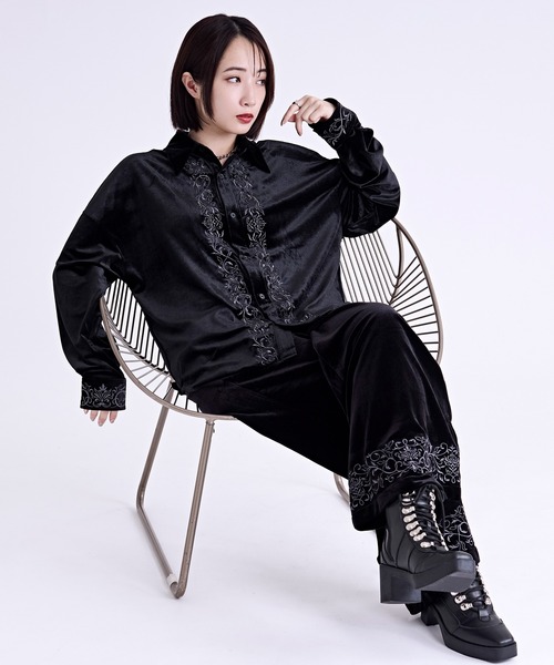 Ellno Loset(エルノロゼット)の「ベロア刺繍フレアパンツ(スラックス・メンズ・ブラック/パープル・X-SMALL/SMALL/MEDIUM/LARGE)」の14枚目の写真