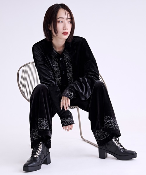 Ellno Loset(エルノロゼット)の「ベロア刺繍フレアパンツ(スラックス・メンズ・ブラック/パープル・X-SMALL/SMALL/MEDIUM/LARGE)」の16枚目の写真
