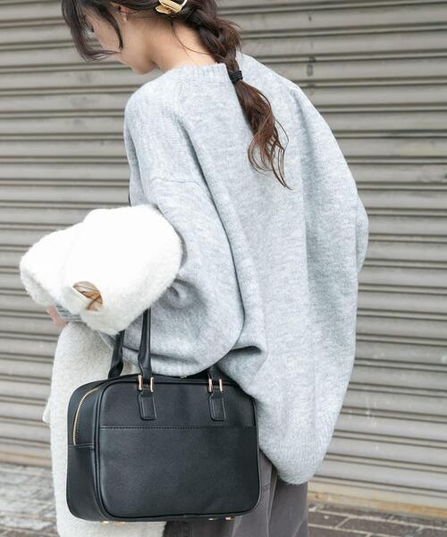 ITEMS URBANRESEARCH(アイテムズ アーバンリサーチ)の「クルーネックロゴニットプルオーバー(ニット/セーター・レディース・ネイビー/イエロー/ライトグレー・FREE)」の6枚目の写真