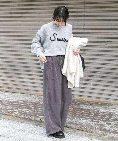 ITEMS URBANRESEARCH(アイテムズ アーバンリサーチ)の「クルーネックロゴニットプルオーバー(ニット/セーター・レディース・ネイビー/イエロー/ライトグレー・FREE)」の16枚目の写真