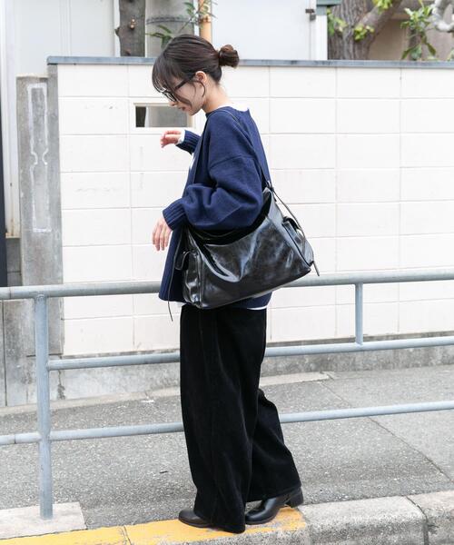 ITEMS URBANRESEARCH(アイテムズ アーバンリサーチ)の「クルーネックロゴニットプルオーバー(ニット/セーター・レディース・ネイビー/イエロー/ライトグレー・FREE)」の14枚目の写真