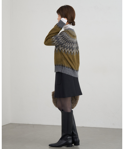 IENA（イエナ）の「ROBERTO COLLINA/ロベルトコリーナ GIROCOLLO CROPPED ニット 253F23001（ニット/セーター・レディース・カーキ・FREE）」の2枚目の写真