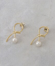 ねじれメタルフェイクパールピアス