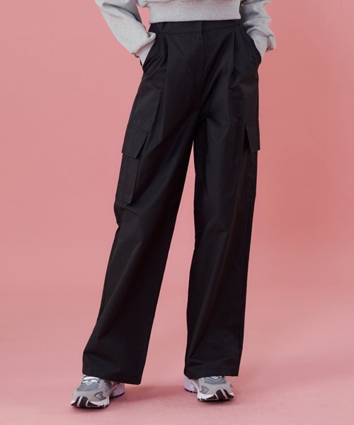 KOLEAT（コレット）の「WOMEN機能性バスラックワイドカーゴスラックスパンツ[BLACK]（スラックス・レディース・その他・SMALL/MEDIUM）」の4枚目の写真