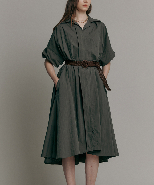 MAXZA（マージャコレクション）の「ルーズフィットAラインシャツロングワンピース（ベルト2種付き）（カーキ）（ワンピース・レディース・カーキ・FREE）」の3枚目の写真