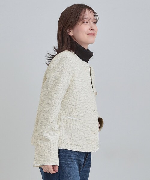 SHOO・LA・RUE（シューラルー）の「【S-3L】オンとオフで印象が変わる ライトツイードジャケット（ノーカラージャケット・レディース・ホワイト系6/アイボリー系3/ネイビー系3・01/02/03/04/05）」の9枚目の写真