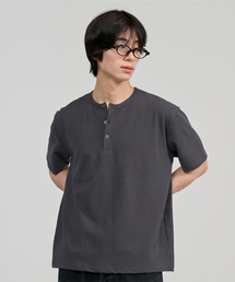 JUAN HOMME（ジュアンオム）の「ヘンリーネックハーフスリーブ（チャコール）（Tシャツ/カットソー）」