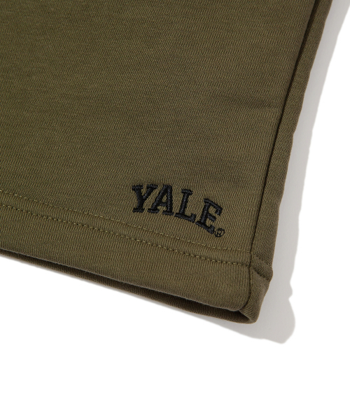 YALE（イェール）の「[ONEMILE WEAR] SMALL ARCH SWEAT SHORTS KHAKI（その他パンツ・レディース・その他・SMALL/MEDIUM/LARGE/X-LARGE）」の2枚目の写真