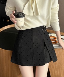 LUCPY（ラクピー）の「ドット柄ウールタッチショートパンツ／スカート見えキュロット（その他パンツ）」