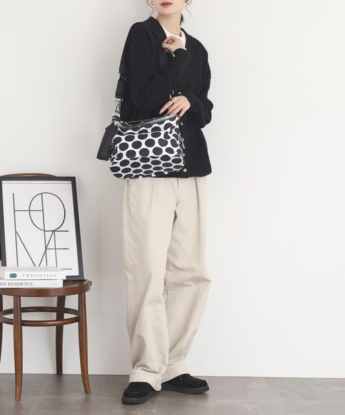 crossi(クロッシー)の「コインドット柄2WAYショルダーバッグ(ショルダーバッグ・レディース・ブラック/ホワイト/ブルー・FREE/F)」の4枚目の写真