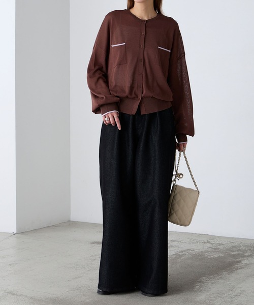 BONLECILL（ボンルシール）の「【UVカット率92％】配色ちびポケットシアーカーディガン【纏うUVケア - ソルヴェール】（カーディガン/ボレロ・レディース・ライトイエロー/グレー/チャコールグレー/ネイビー/ピンク/ブラウン/アイボリー・FREE）」の21枚目の写真