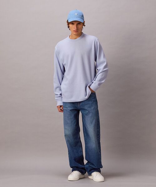 Calvin Klein(カルバン・クライン)の「【ユニセックス】長袖Tシャツ - ロゴパッチロングスリーブワッフルTシャツ(Tシャツ/カットソー・メンズ・ブラック/グレー/ベージュ・L/XL/M/S)」の7枚目の写真