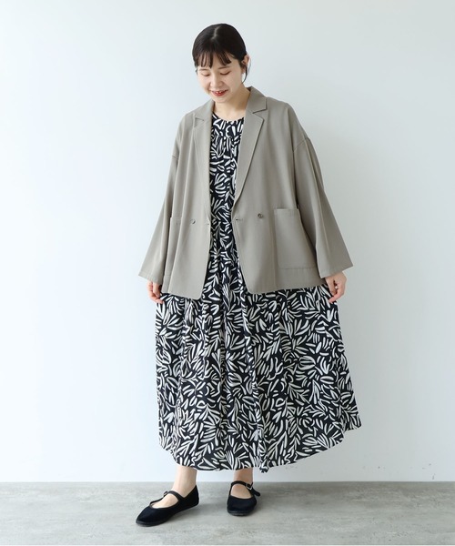 yuni（ユニ　）の「Rayon/Cupra/cotton print tiered  no sleeves ワンピース（ワンピース・レディース・ブラック系その他2/ブラック系その他/ブラック系その他3・FREE）」の20枚目の写真