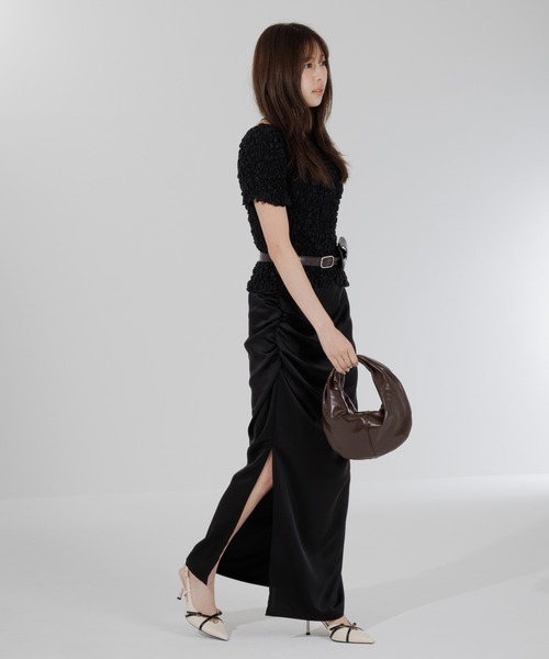 SENEE(セニー)の「satin drape long skirt(サテンドレープロングスカート)(スカート・レディース・アイボリー/ブラック・MEDIUM/SMALL)」の9枚目の写真