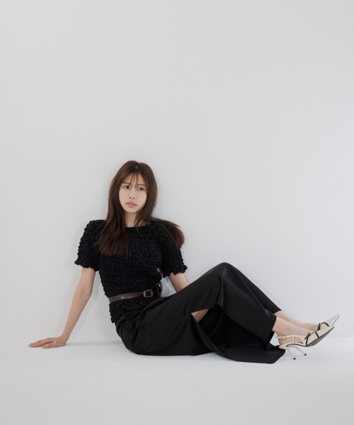 SENEE(セニー)の「satin drape long skirt(サテンドレープロングスカート)(スカート・レディース・アイボリー/ブラック・MEDIUM/SMALL)」の12枚目の写真