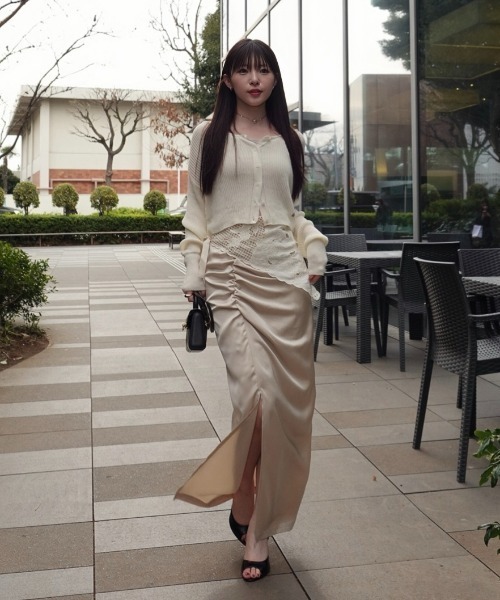 サテンドレープロングスカート　セニー　SENEE satin drape long skirt（サテンドレープロングスカート）（スカート