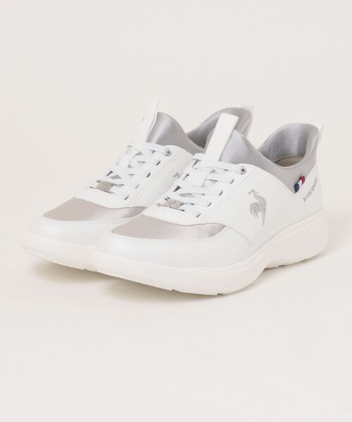le coq sportif(ルコックスポルティフ)の「le coq sportif ルコックスポルティフ 【ハンズフリー】LCS RHONE SI【軽量/幅広3E】レディーススニーカー(LCSローヌSI)(スニーカー・レディース・ブラック/ピンク/ホワイト・25.0cm/24.5cm/24.0cm/23.5cm/23.0cm/22.5cm)」の2枚目の写真