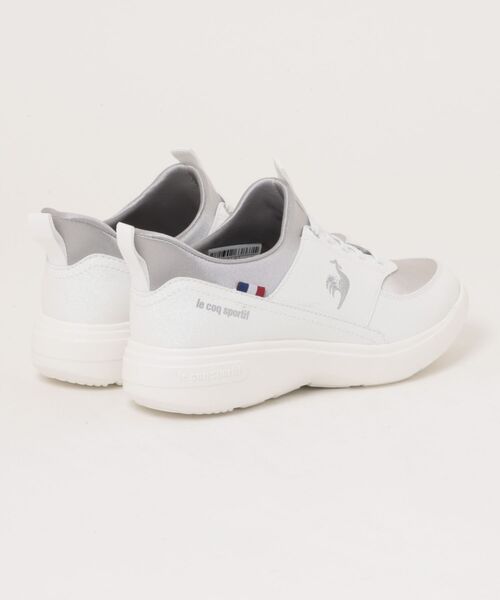 le coq sportif(ルコックスポルティフ)の「le coq sportif ルコックスポルティフ 【ハンズフリー】LCS RHONE SI【軽量/幅広3E】レディーススニーカー(LCSローヌSI)(スニーカー・レディース・ブラック/ピンク/ホワイト・25.0cm/24.5cm/24.0cm/23.5cm/23.0cm/22.5cm)」の4枚目の写真