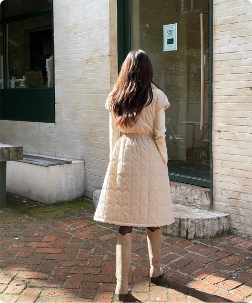 セール】キルティング ウエストマーク ノースリーブ ロングベスト