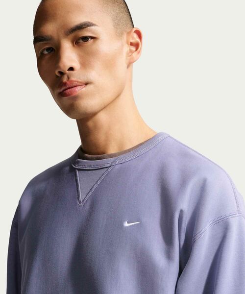 NIKE(ナイキ)の「ナイキ ソロ スウッシュ メンズ フリース クルー / Nike Solo Swoosh Men's Fleece Crew HV1087-506 Iron Purple(スウェット・メンズ・パープル系その他2・2XL/XL/S/L/M)」の10枚目の写真