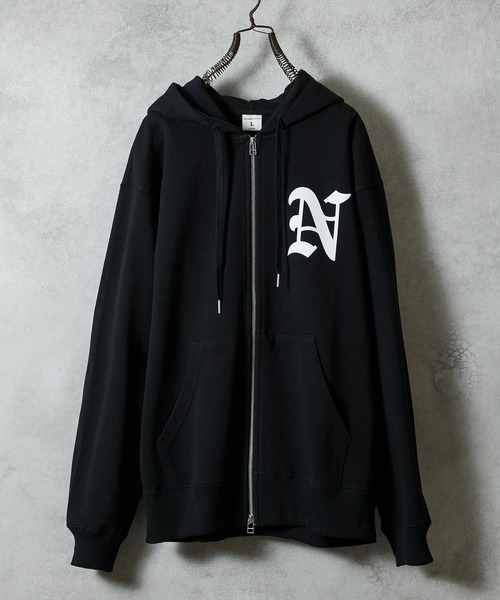 NUMBER (N)INE（ナンバーナイン）の「NUMBER NINERS BACK PRINTED FULL ZIP SWEAT HOODIE / ナンバーナイナーズ バックプリント ジップパーカー（パーカー・メンズ・トップグレー/ブラック・XL/L/M）」の3枚目の写真