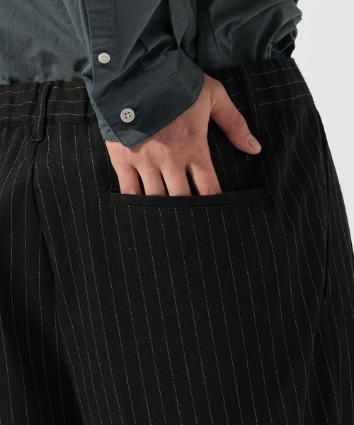 niko and...（ニコアンド）の「ワイドストライプスラックス（スラックス・メンズ・ブラウン/グレー/ブラック・MEDIUM/LARGE）」の20枚目の写真