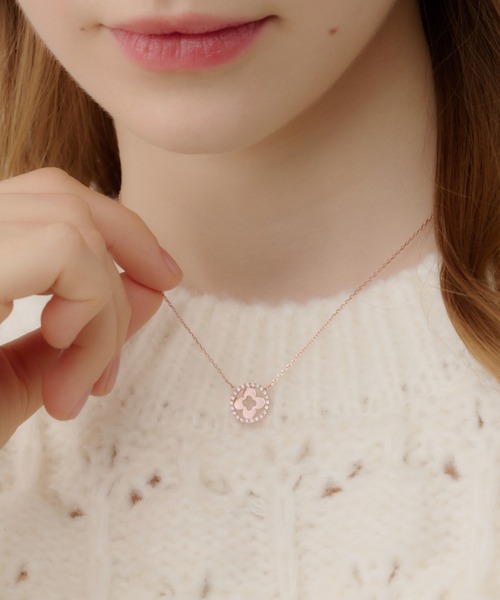 TITTY&CO.(ティティーアンドコー)の「【Monnette】フラワーカットモチーフピンクゴールドネックレス(ネックレス・レディース・ピンクゴールド・FREE)」の5枚目の写真