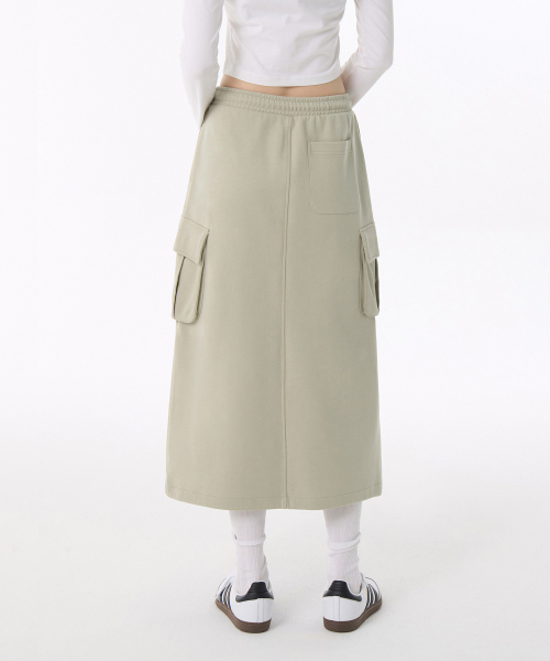 MUSINSA STANDARD WOMAN（ムシンサスタンダードウーマン）の「ウィメンズフラットテリースウェットカーゴロングスカート[ライトベージュ]（スカート・レディース・その他・SMALL/MEDIUM/LARGE/X-SMALL）」の2枚目の写真