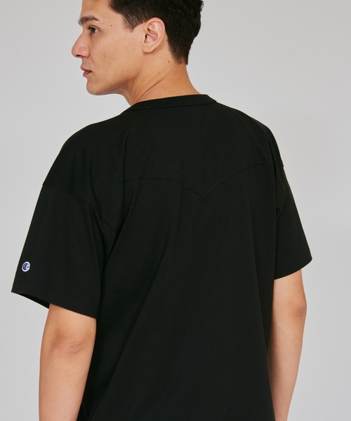 Champion(チャンピオン)の「【Champion/チャンピオン】メンズ メンズカジュアル ショートスリーブTシャツ(Tシャツ/カットソー・メンズ・ホワイト/ブラック/ライトブラウン/ベージュ系その他3・X-LARGE/LARGE/MEDIUM)」の7枚目の写真