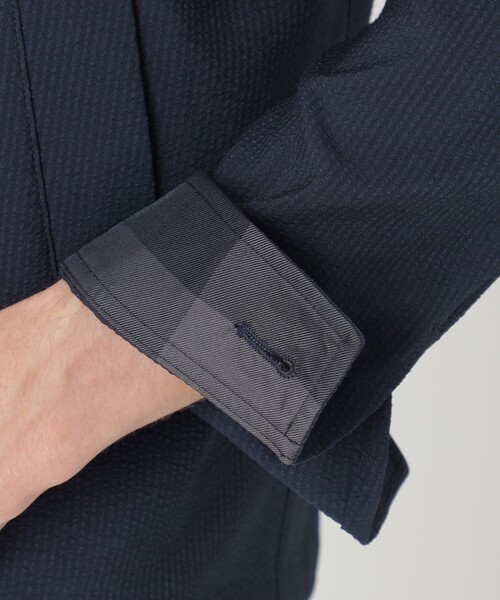 BLACK LABEL CRESTBRIDGE(ブラックレーベル・クレストブリッジ)の「【一部店舗限定】シアサッカースタンドネックブルゾン(ブルゾン・メンズ・ライトグレー/ネイビー・L/M/XL)」の15枚目の写真