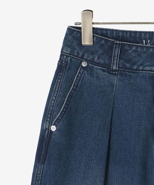 cle blatt(クレブラット)の「リラックスタックワイドデニム(デニムパンツ・レディース・ブルー/サックスブルー・SMALL/MEDIUM)」の6枚目の写真