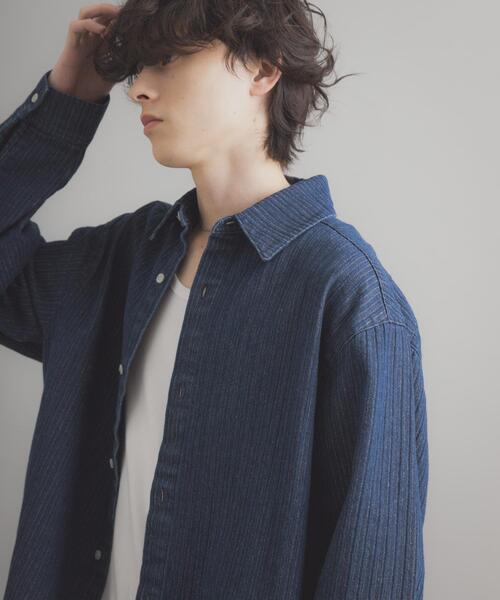 SENSE OF PLACE by URBAN RESEARCH(センスオブプレイスバイアーバンリサーチ)の「ジャガードデニムレギュラーカラーシャツ(シャツ/ブラウス・メンズ・ブラック/インディゴブルー・LARGE/MEDIUM)」の12枚目の写真