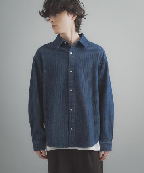 SENSE OF PLACE by URBAN RESEARCH(センスオブプレイスバイアーバンリサーチ)の「ジャガードデニムレギュラーカラーシャツ(シャツ/ブラウス・メンズ・ブラック/インディゴブルー・LARGE/MEDIUM)」の19枚目の写真