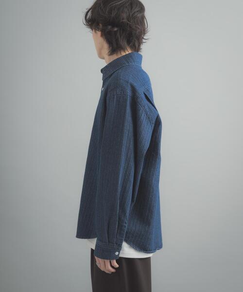 SENSE OF PLACE by URBAN RESEARCH(センスオブプレイスバイアーバンリサーチ)の「ジャガードデニムレギュラーカラーシャツ(シャツ/ブラウス・メンズ・ブラック/インディゴブルー・LARGE/MEDIUM)」の20枚目の写真