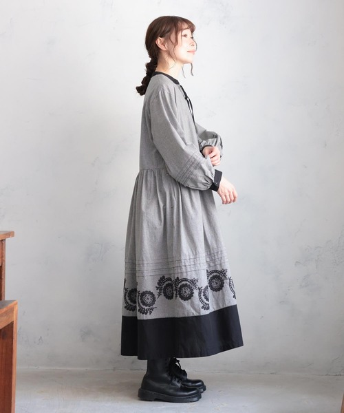 soulberry(ソウルベリー)の「裾に咲くワンピース(ワンピース・レディース・ブラック・M/L/LL/4L/5L)」の16枚目の写真