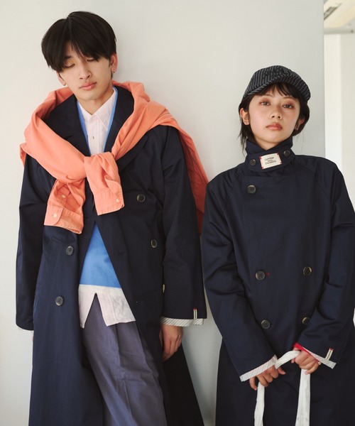 common gull products.(コモンガルプロダクツ)の「花の通り雨に吹かれるトレンチコート(トレンチコート・レディース・ネイビー/ベージュ系・SMALL/MEDIUM/LARGE)」の16枚目の写真