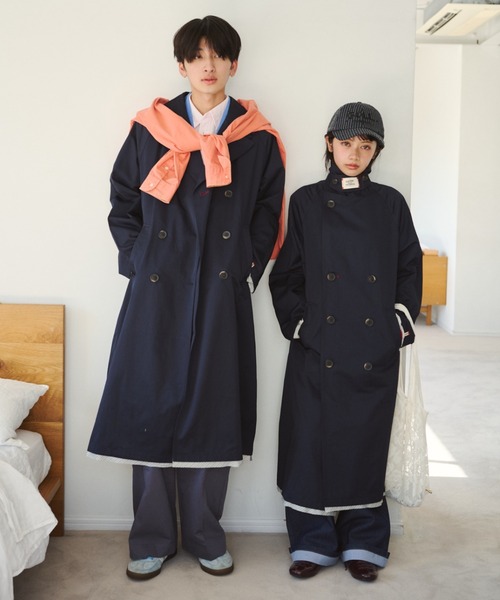 common gull products.(コモンガルプロダクツ)の「花の通り雨に吹かれるトレンチコート(トレンチコート・レディース・ネイビー/ベージュ系・SMALL/MEDIUM/LARGE)」の14枚目の写真