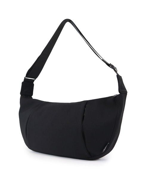 Un coeur(アンクール)の「【Un coeur/アンクール】CROISSANT SHOULDE / クロワッサン ショルダー TORO2 / K905078(ショルダーバッグ・メンズ・グレー/ネイビー/ブラック/ブラウン・FREE)」の5枚目の写真