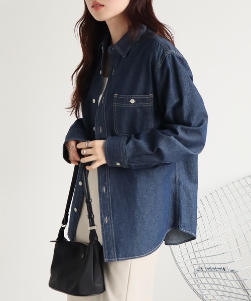 CORPUS TOKYO(コーパス トーキョー)の「オーバーサイズ デニムシャツ(シャツ/ブラウス・レディース・ネイビー/ブルー・L/M)」の7枚目の写真