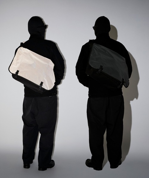 PACKING(パッキング)の「【PACKING】BLACK REFLECTIVE MESSENGER PA-058(メッセンジャーバッグ・メンズ・ブラック・FREE)」の17枚目の写真