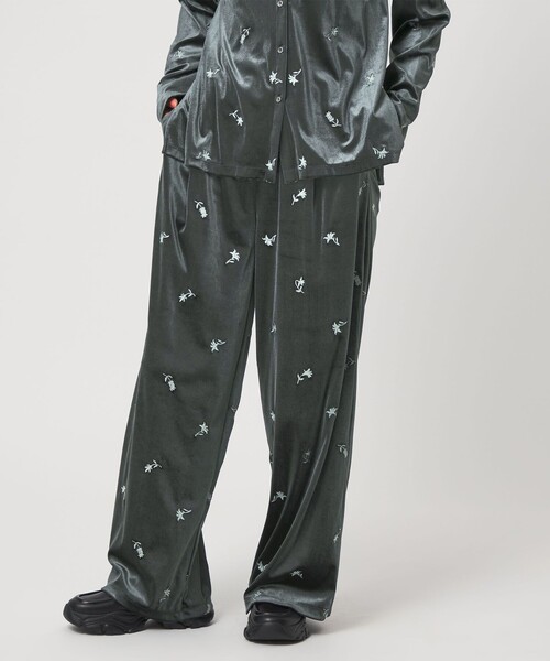 CITEN（シテン）の「＜CITEN＞ベロアエンブロイダリーカットパンツ（その他パンツ・レディース・ダークグリーン/オリーブ・M/S）」の15枚目の写真