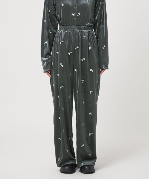 CITEN（シテン）の「＜CITEN＞ベロアエンブロイダリーカットパンツ（その他パンツ・レディース・ダークグリーン/オリーブ・M/S）」の20枚目の写真