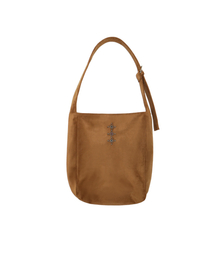 KOOKEESEE（クキシ）の「スエードスタッズショルダーバッグ（キャメル）（ショルダーバッグ）」