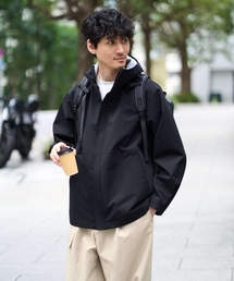 a.v.v（アーヴェヴェ）の「【撥水・防風・花粉防止・ストレッチ】SORONAラミネートコーティングマウンテンパーカー（その他アウター）」