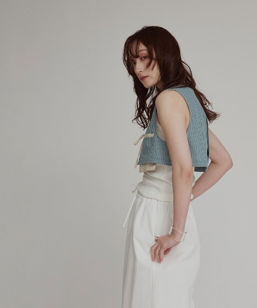 W:Huku(フーク)の「【W:Huku / ブロードストライプ】ショート ベスト / Broad Stripe Short Vest(ベスト・レディース・ブラウン/ベージュ/ブラック/ブルー・FREE)」の10枚目の写真
