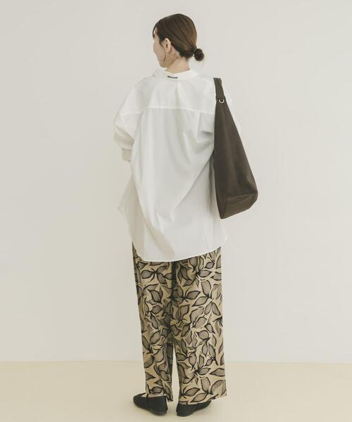 ITEMS URBANRESEARCH（アイテムズ アーバンリサーチ）の「レギュラーカラー刺シュウシャツ（シャツ/ブラウス・レディース・ピンク系その他/ホワイト/ブルー系その他・FREE）」の8枚目の写真