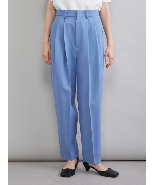 Mila Owen(ミラオーウェン)の「2タックテーパードパンツ(その他パンツ・レディース・キャメル/ブルー/ブラック・0/1)」の2枚目の写真