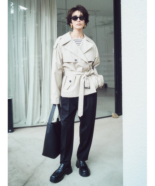 Mila Owen(ミラオーウェン)の「2タックテーパードパンツ(その他パンツ・レディース・キャメル/ブルー/ブラック・0/1)」の6枚目の写真